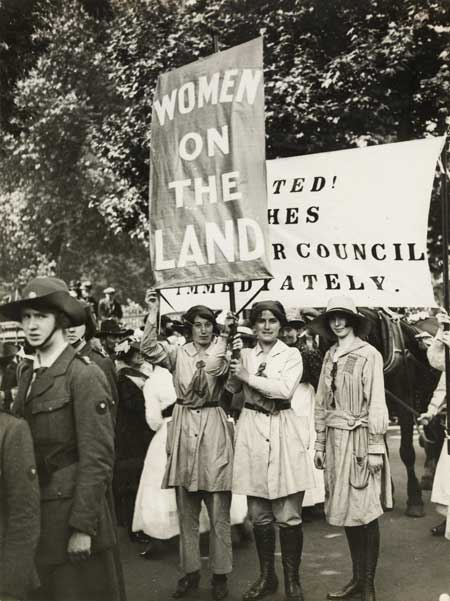 Women's rights to public toilets | Museum of London