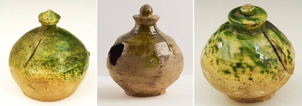 Examples of Tudor and Stuart money pots from the museum’s collection. The one in the middle was found in the Rose Playhouse excavation. (ID nos.: 5830, A4582, A7354)